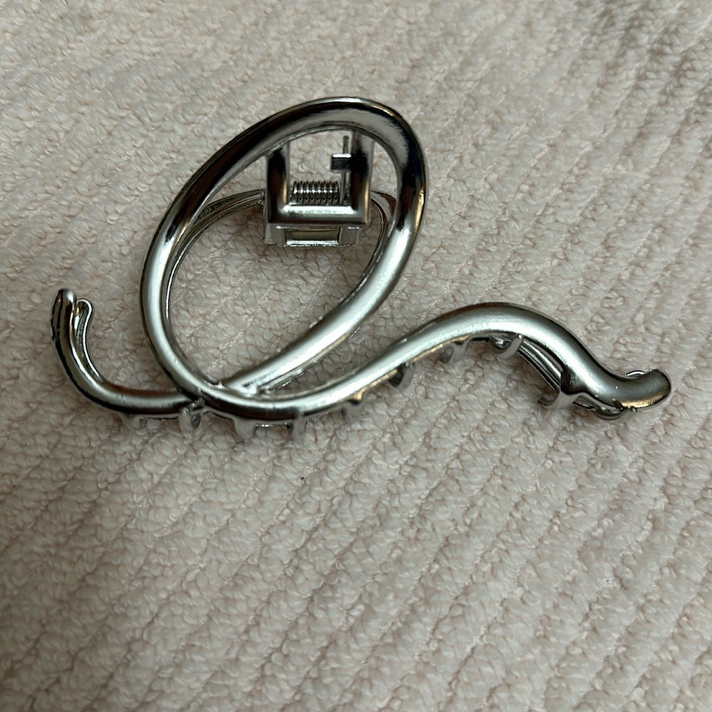 Silver Bowknot Hair Clip non-slip